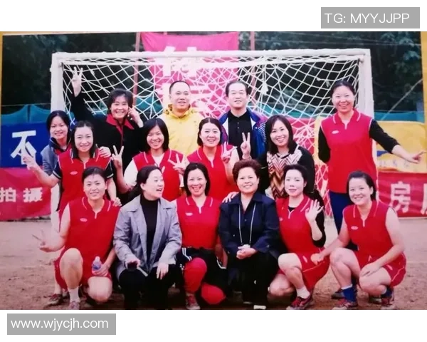 足球姐妹花齐绽放 足球球星姐妹联手精彩集锦大赏