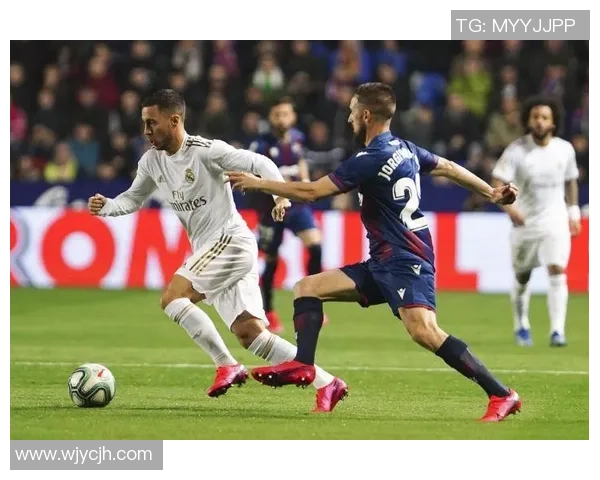 足球球星们送上新春祝福 用中文拜年展现亲民魅力